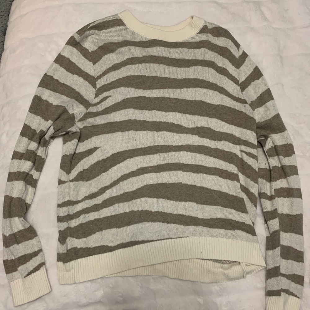 animal print sweater